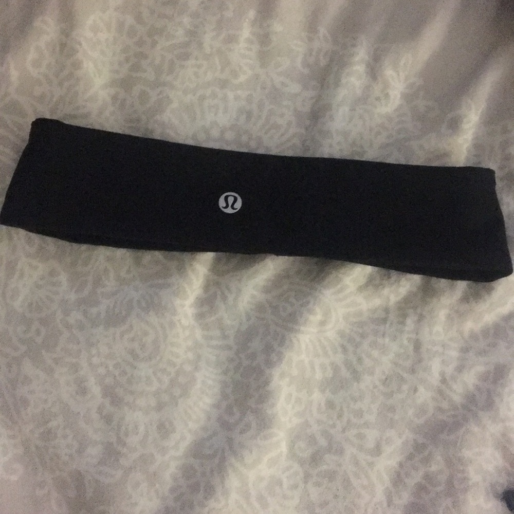 Black Lululemon Headband